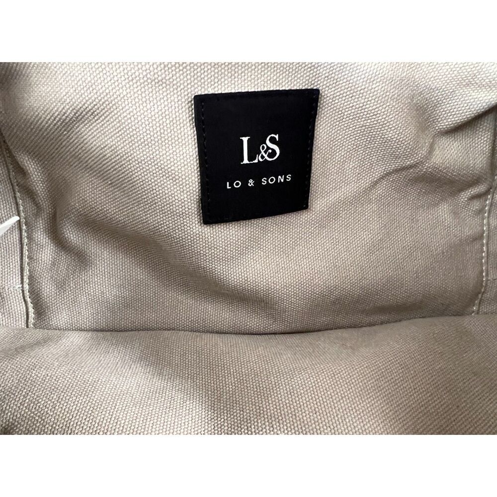 Lo & Sons Cataline Deluxe Small Weekender Bag / Duffel in Dove Grey - Picture 10 of 15